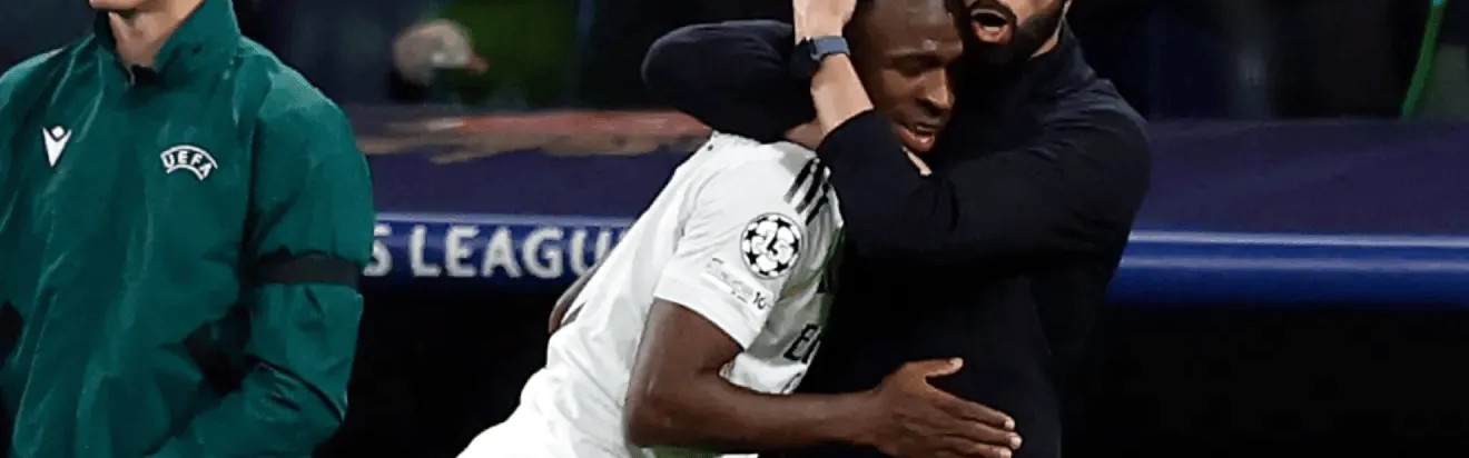 lol直播-马卡：阿韦洛亚优先团结更衣室，战术与体能调整将逐步推进