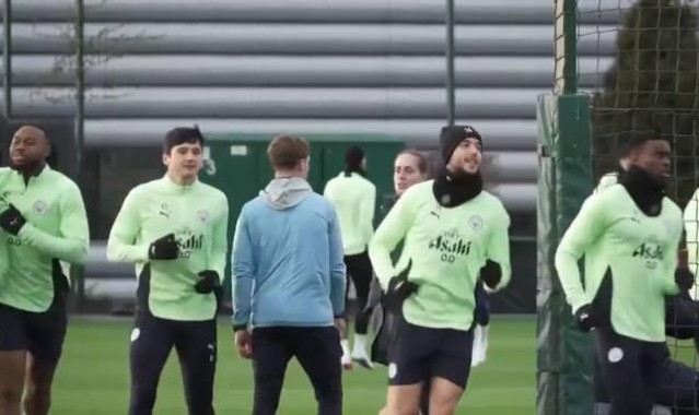 dota2直播-周中欧冠能否上场？尼科-冈萨雷斯参加了曼城今天的公开训练