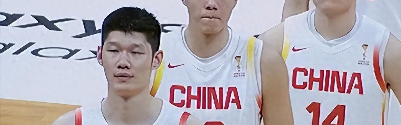 dnf直播-中国男篮逆转夜最差劲之人：失误被换下 仅出场30秒